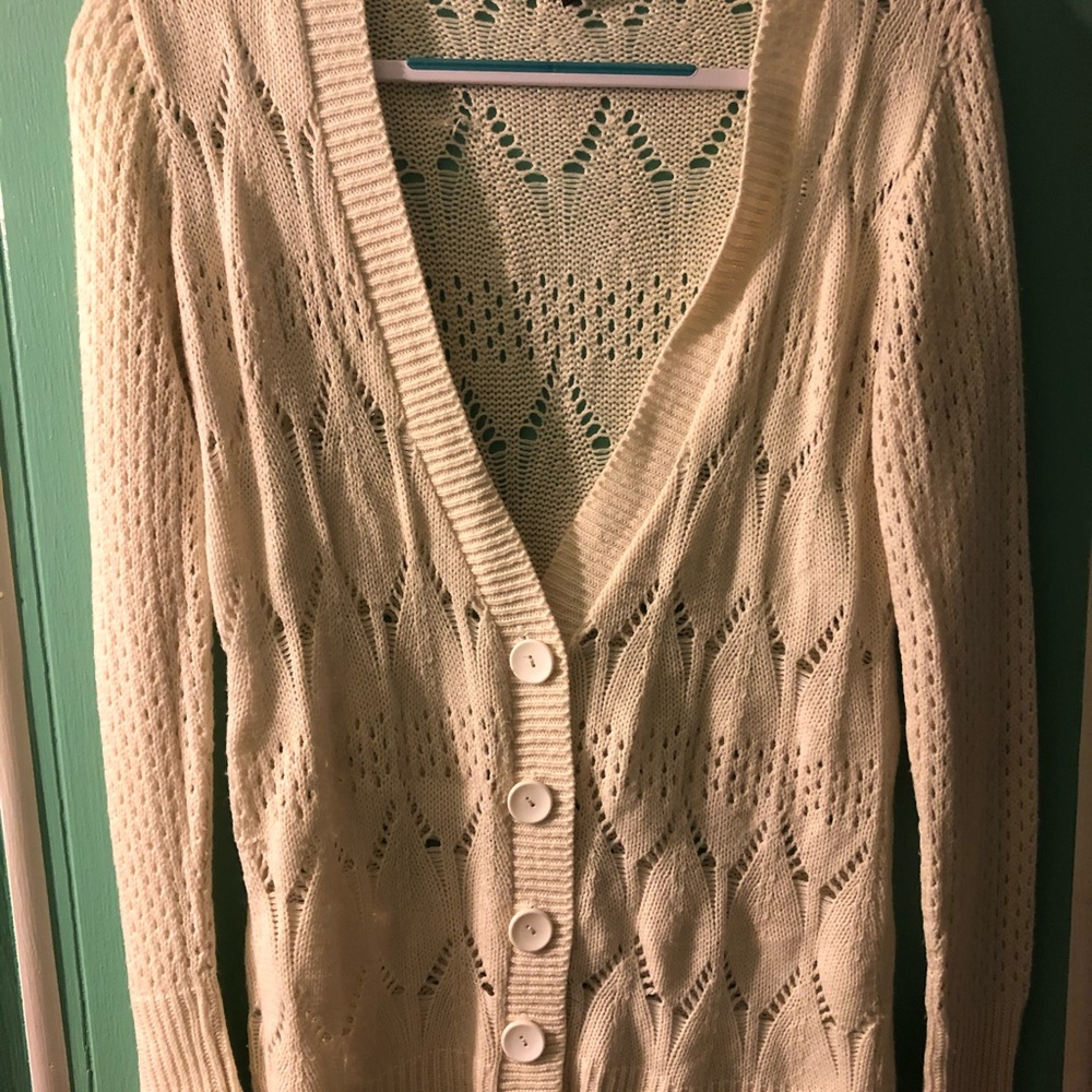 Thin cardigan